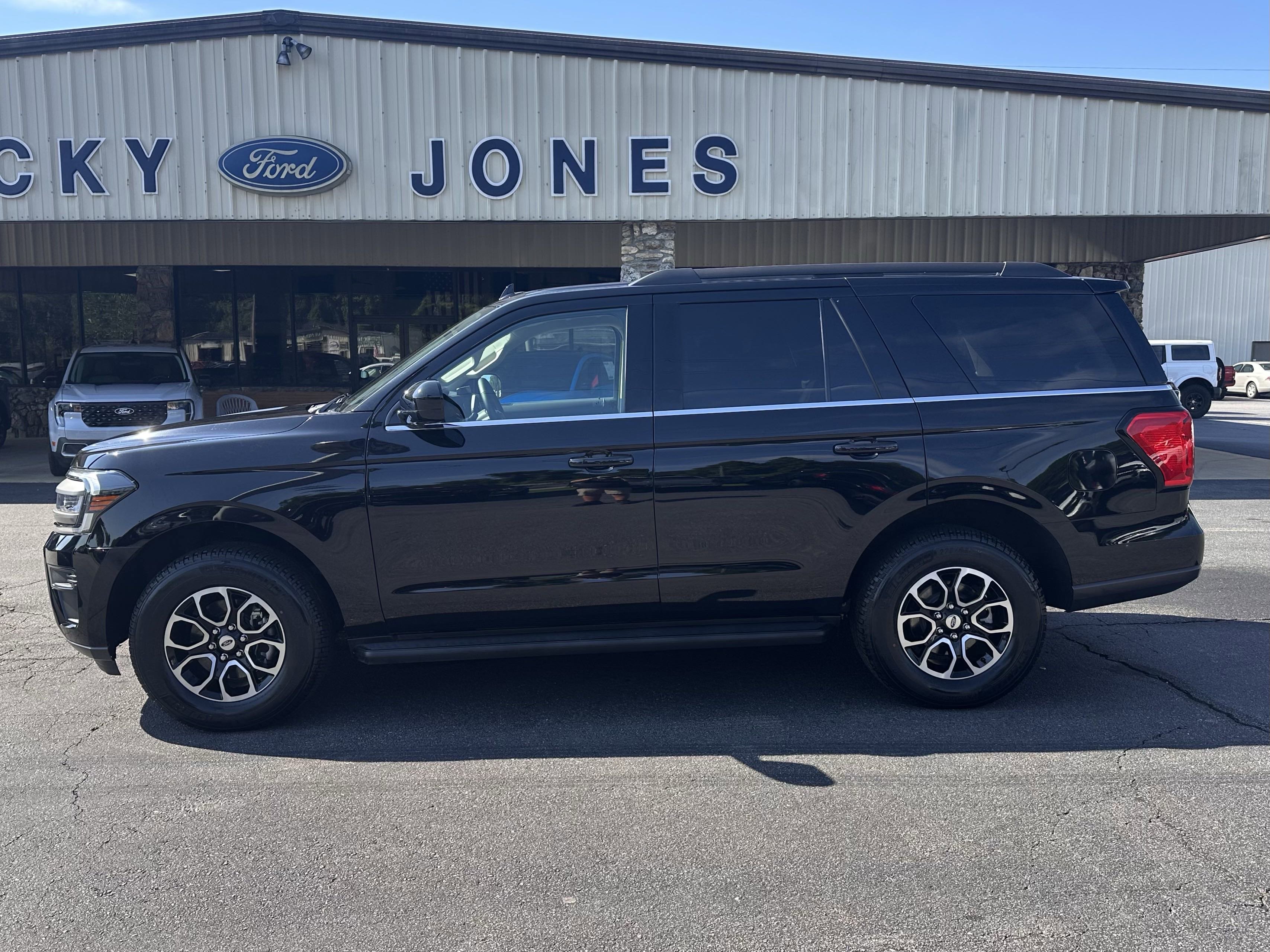 Used 2023 Ford Expedition XL