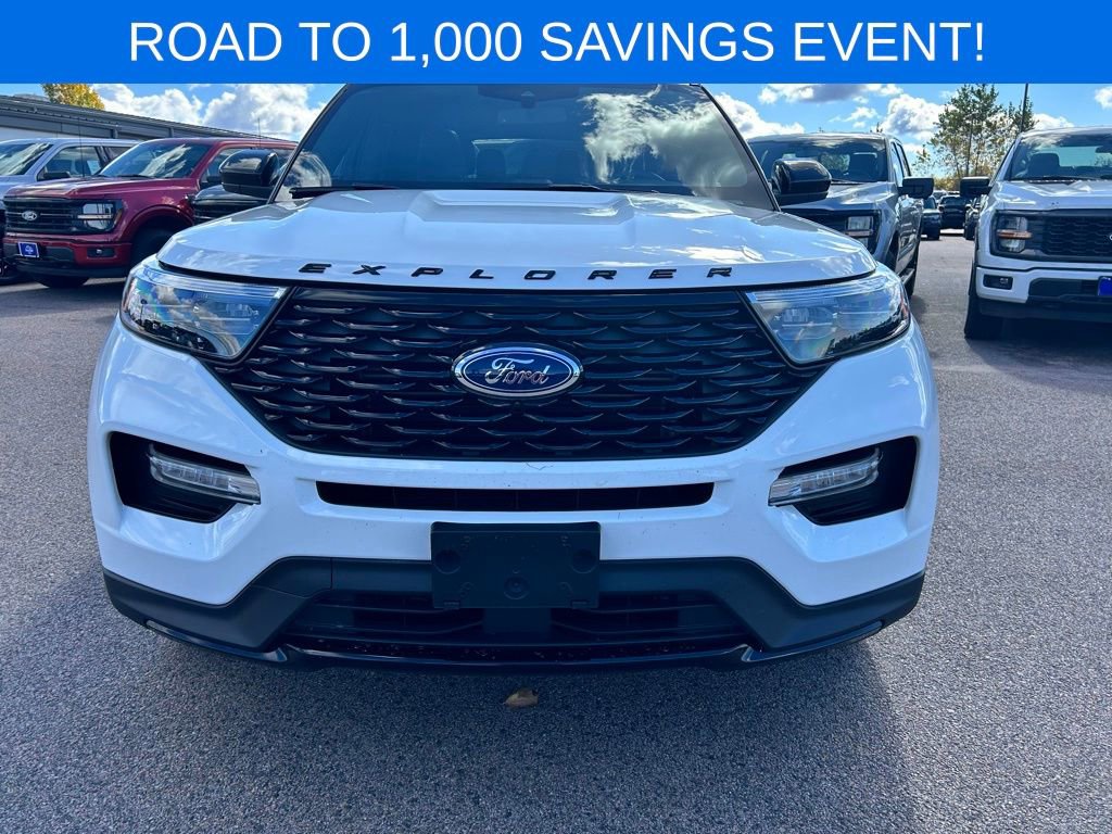 Certified 2023 Ford Explorer ST-Line w/ Class IV Trailer Tow Package image 9