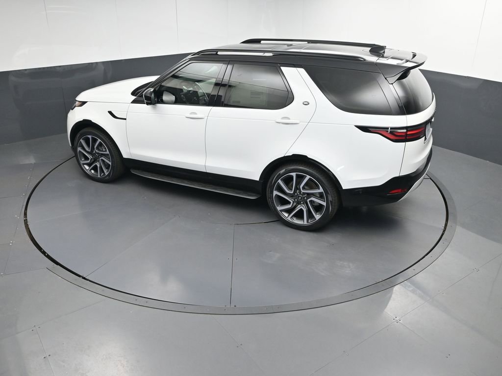 New 2025 Land Rover Discovery Dynamic SE AWD/4WD image 32