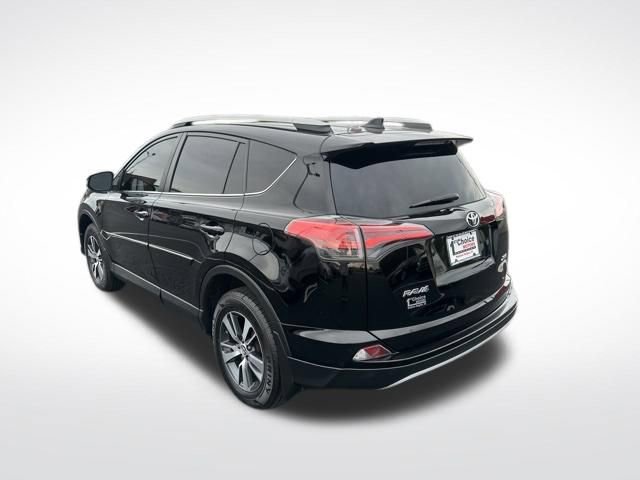 Used 2018 Toyota RAV4 XLE w/ Plus Extra Value Package AWD/4WD image 3