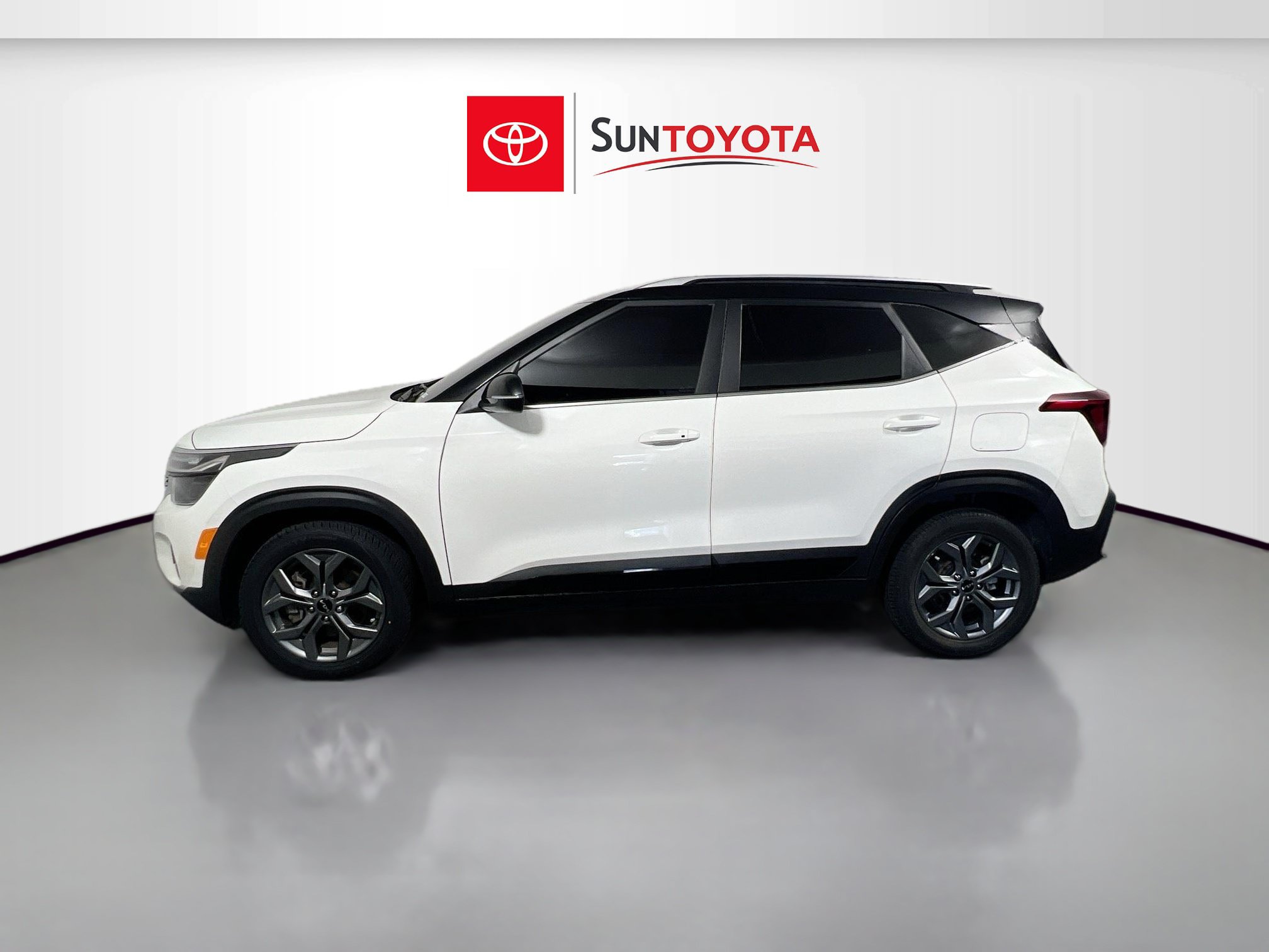 Used 2024 Kia Seltos S AWD/4WD image 7