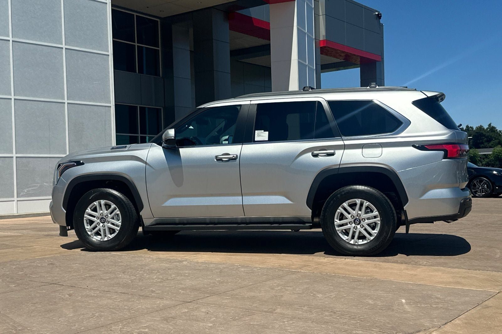 New 2026 Toyota Sequoia SR5 AWD/4WD image 7