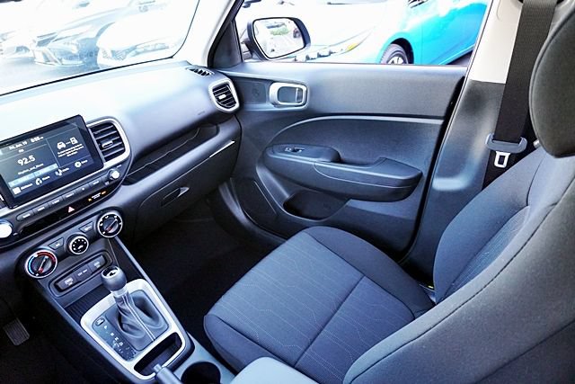 New 2026 Hyundai Venue SE FWD image 24