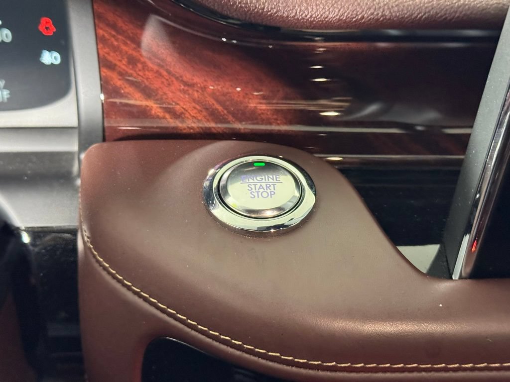Certified 2023 Lincoln Aviator Black Label w/ Dynamic Handling Package AWD/4WD image 33