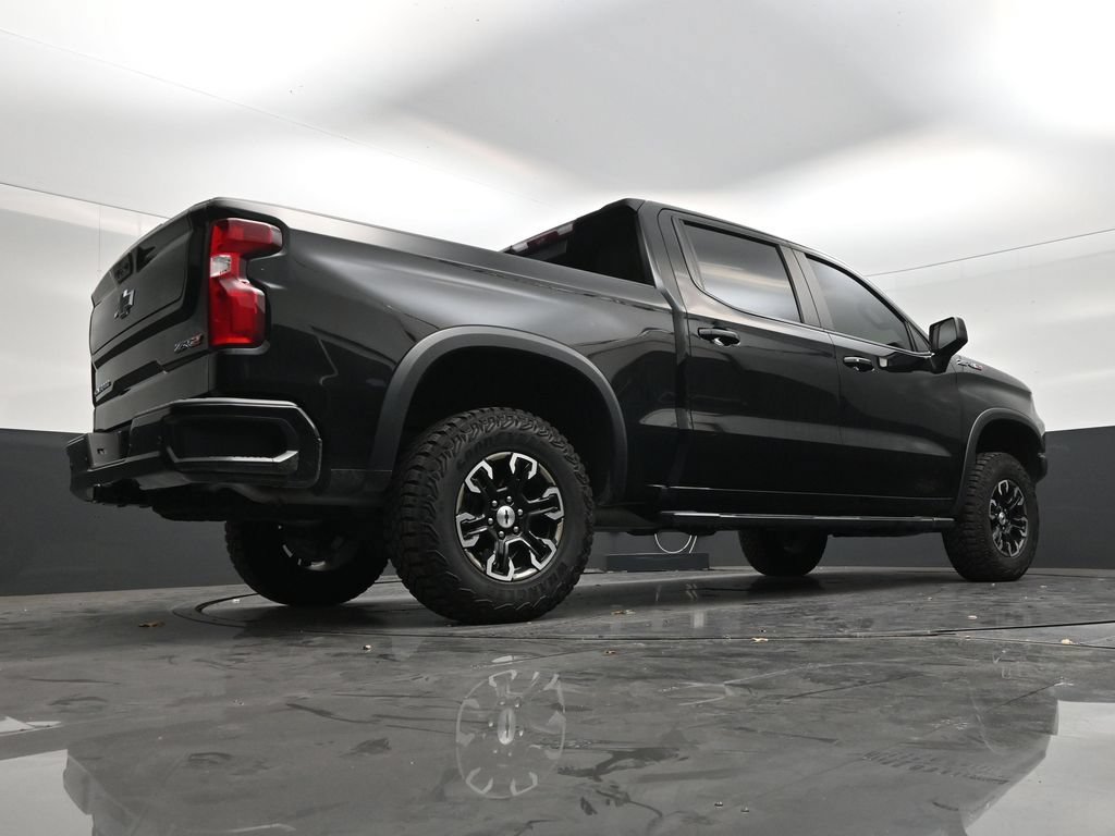 Used 2024 Chevrolet Silverado 1500 ZR2 w/ Technology Package AWD/4WD image 24