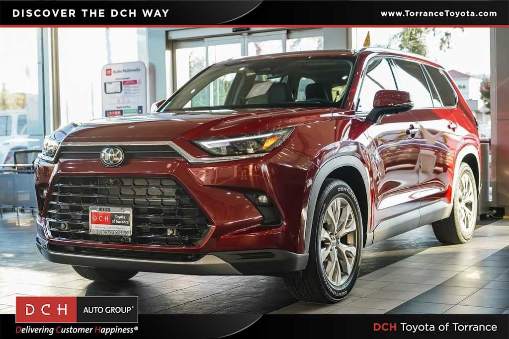 New 2025 Toyota Grand Highlander AWD Hybrid image 1