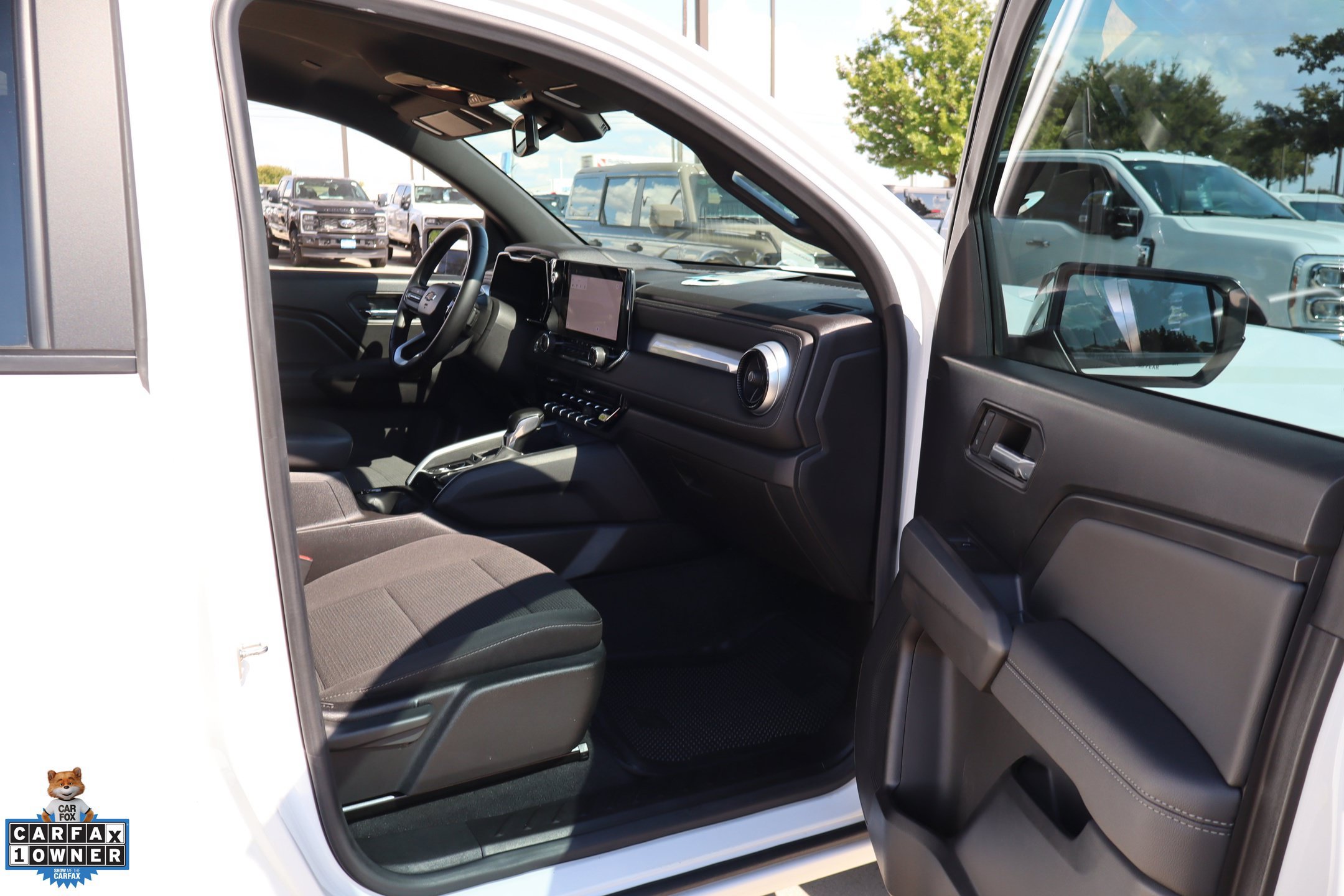 Used 2023 Chevrolet Colorado LT w/ LT Convenience Package II RWD image 30