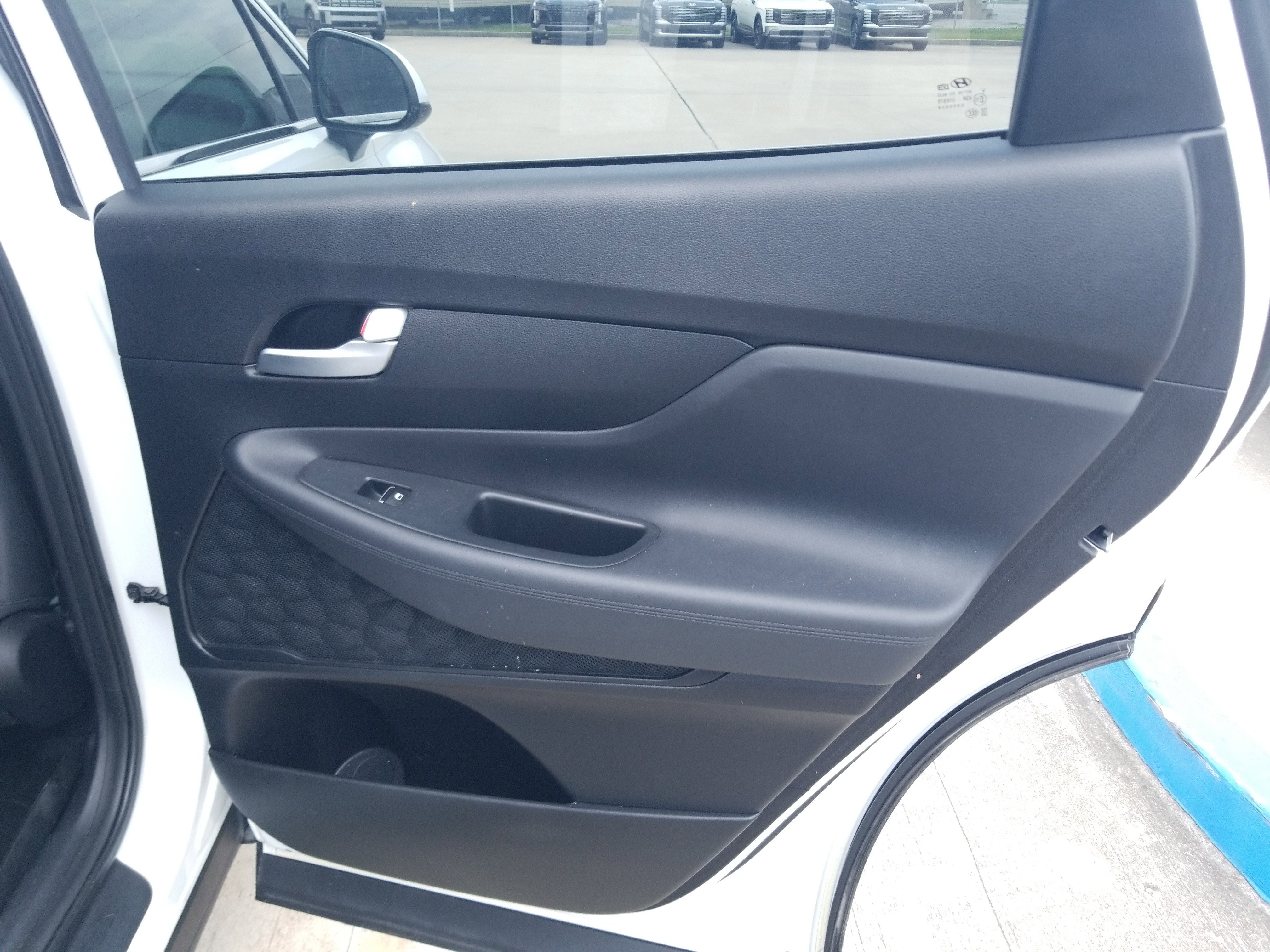 Used 2019 Hyundai Santa Fe SE FWD image 14