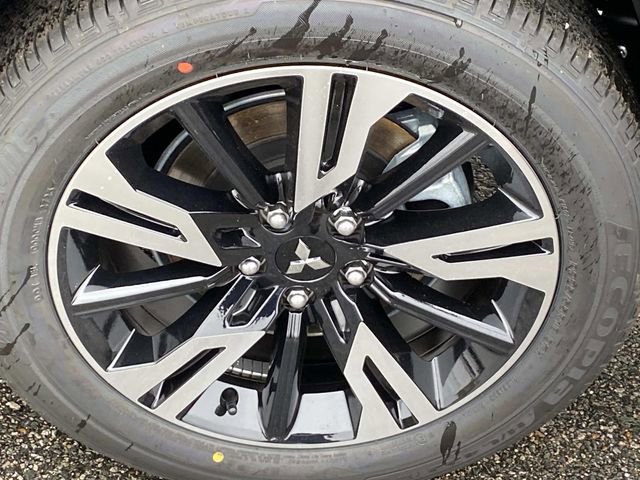 New 2026 Mitsubishi Eclipse Cross SEL image 6