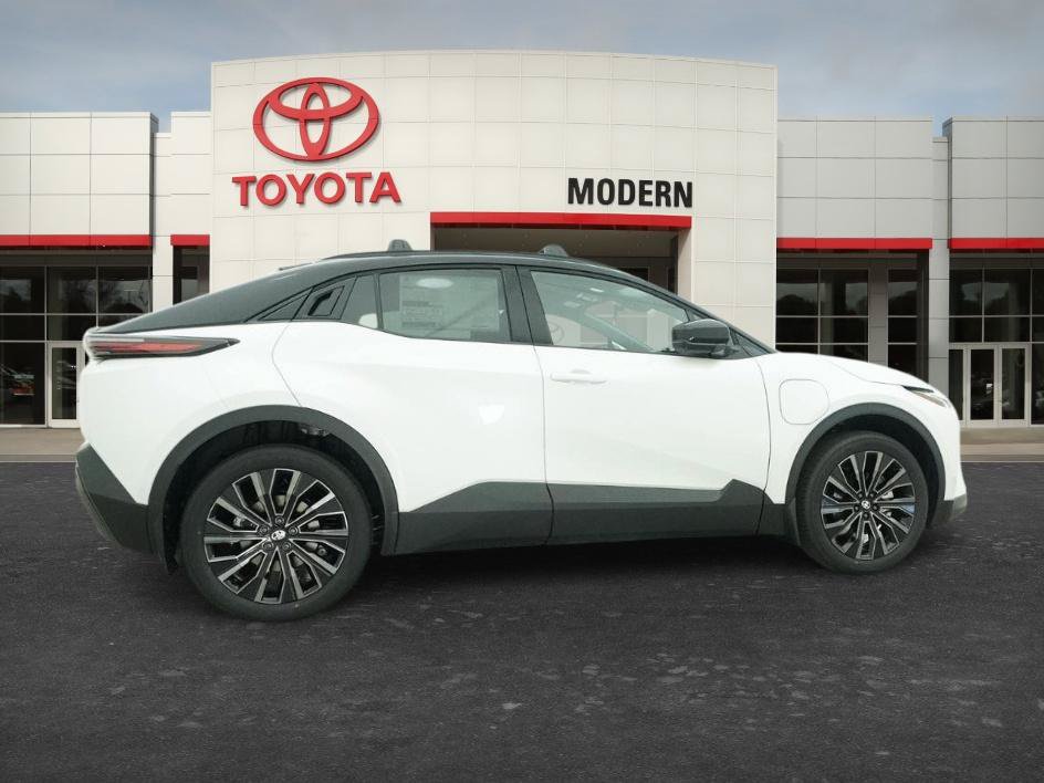 New 2026 Toyota C-HR AWD/4WD image 19