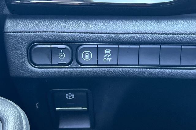 Used 2023 Acura MDX SH-AWD image 32