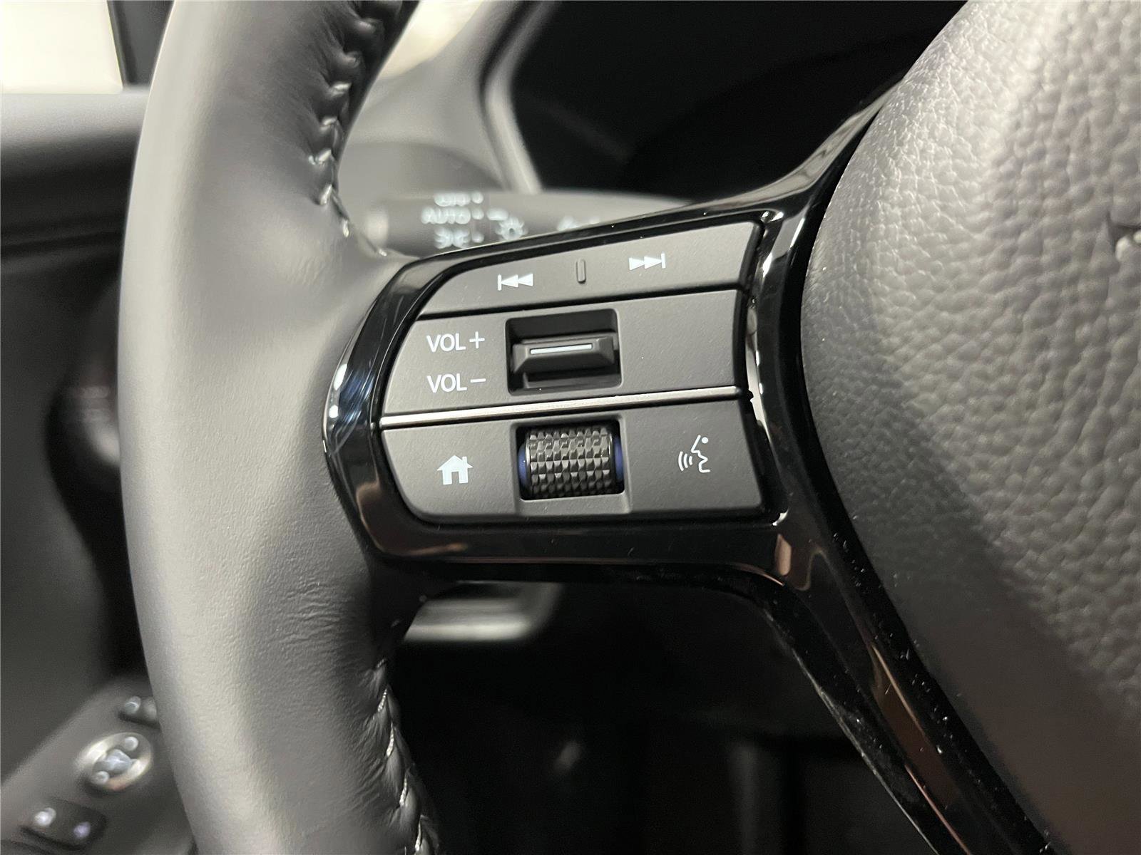 New 2026 Honda HR-V EX-L image 17