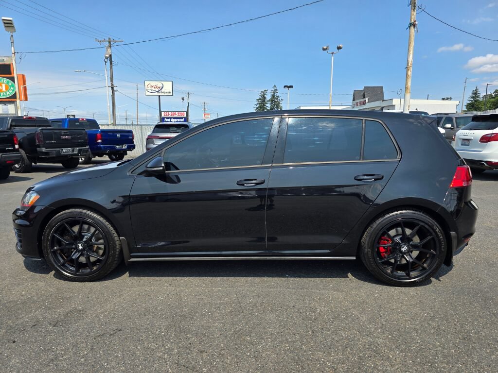 Used 2017 Volkswagen GTI SE FWD image 9