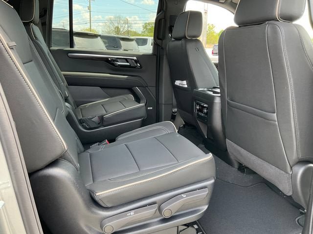 New 2026 Chevrolet Suburban Premier AWD/4WD image 20