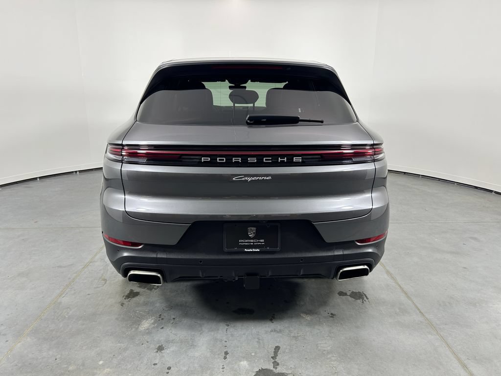 Certified 2026 Porsche Cayenne AWD/4WD image 6