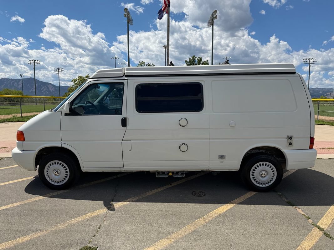 Used 1997 Volkswagen Eurovan Camper FWD image 8