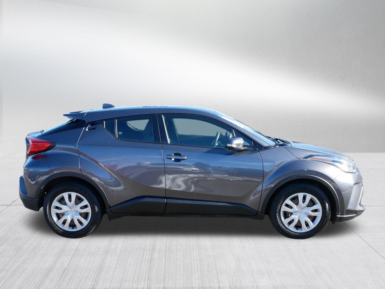 Used 2021 Toyota C-HR LE FWD image 8