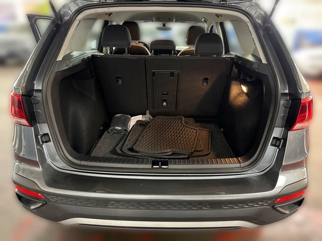 Certified 2023 Volkswagen Taos S FWD image 20