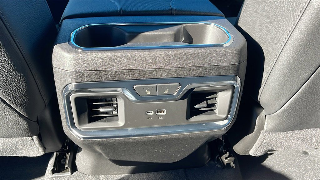New 2026 GMC Sierra 1500 Denali w/ Denali Reserve Package image 17