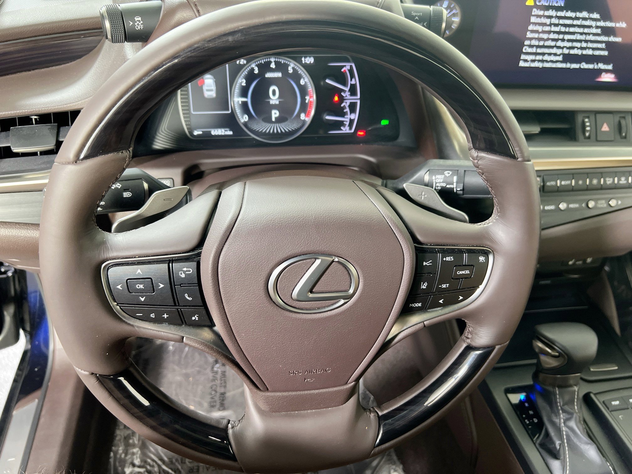 Used 2019 Lexus ES 350 w/ Premium Package image 11