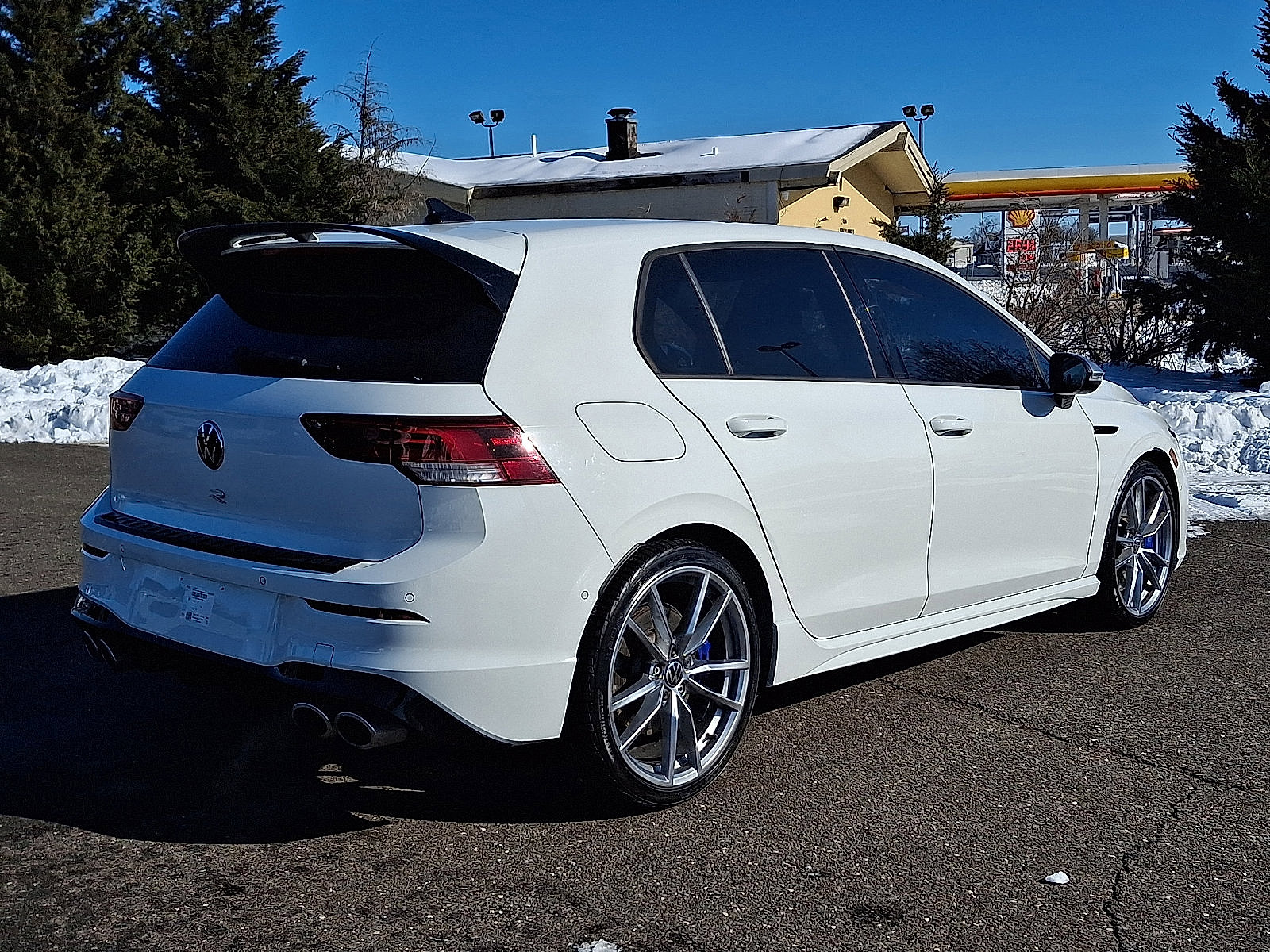 Used 2024 Volkswagen Golf R image 6