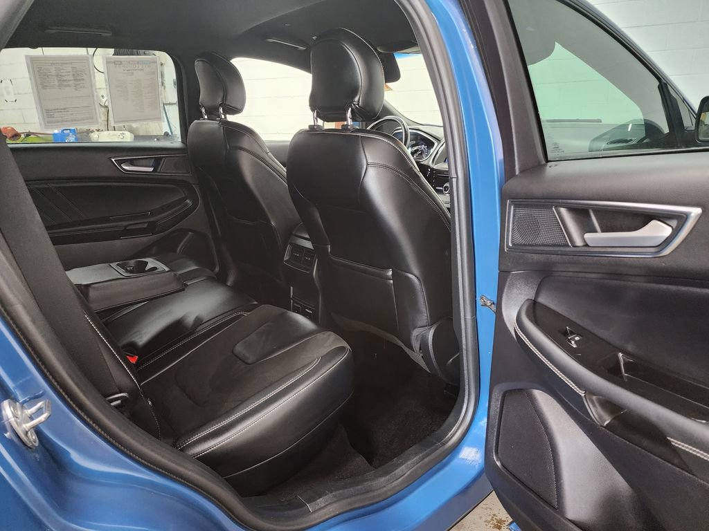 Used 2019 Ford Edge ST w/ Convenience Package AWD/4WD image 29