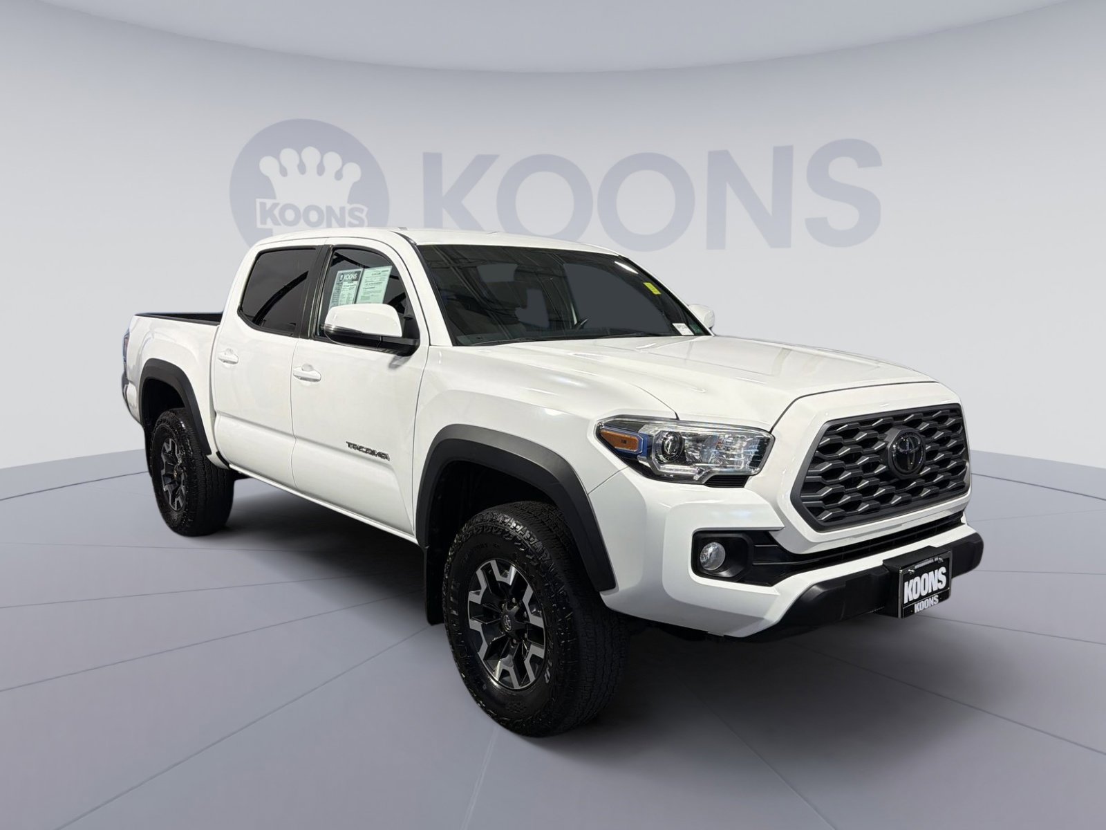 Used 2022 Toyota Tacoma TRD Off-Road AWD/4WD image 18