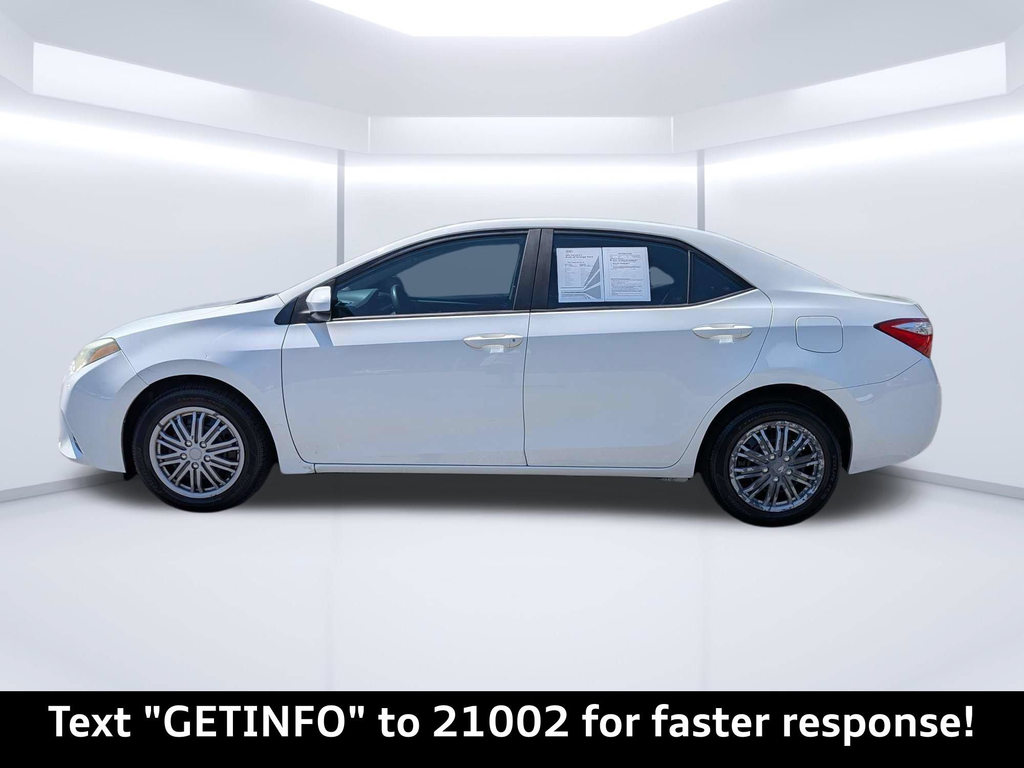 Used 2015 Toyota Corolla LE FWD image 7