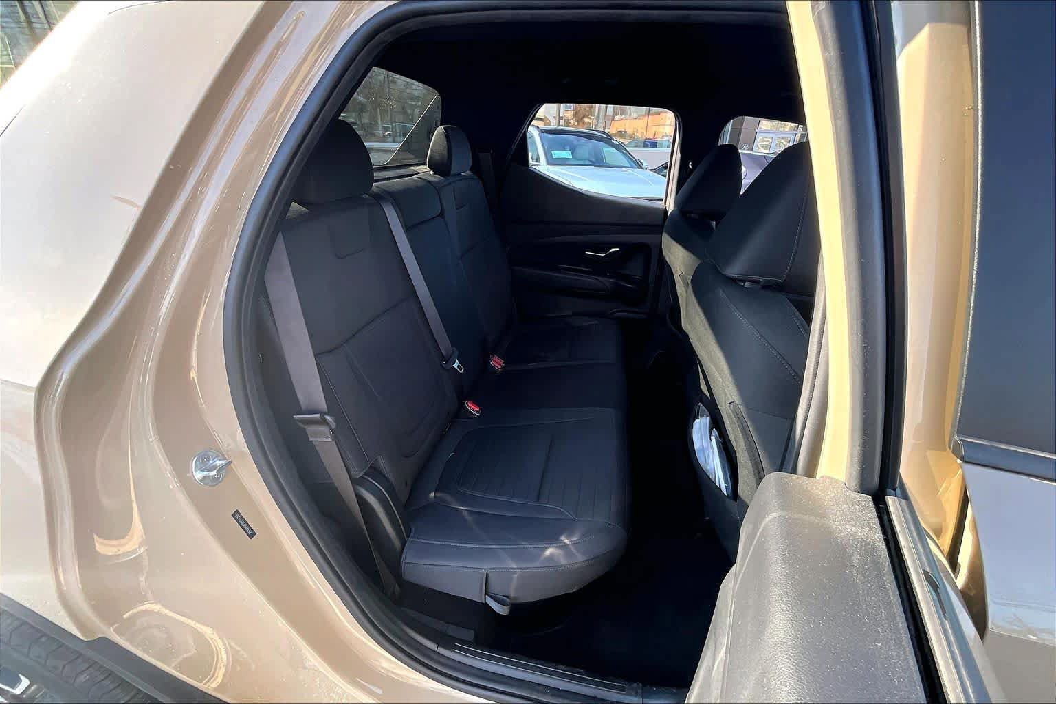 Used 2023 Hyundai Santa Cruz SE AWD/4WD image 21