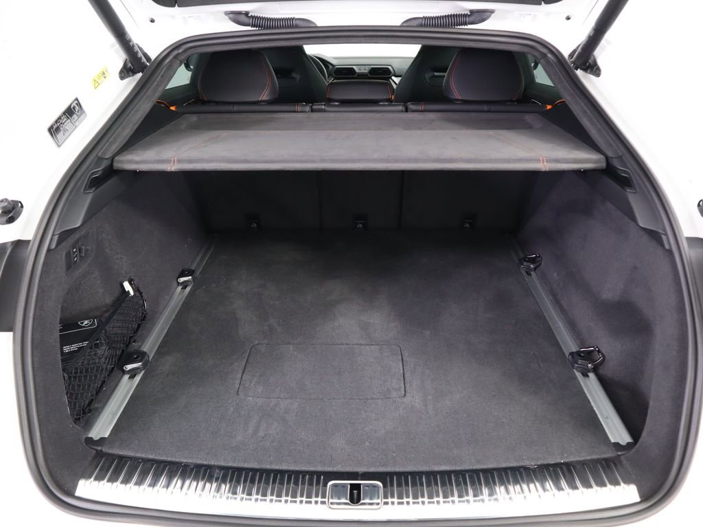 Used 2025 Lamborghini Urus SE image 29