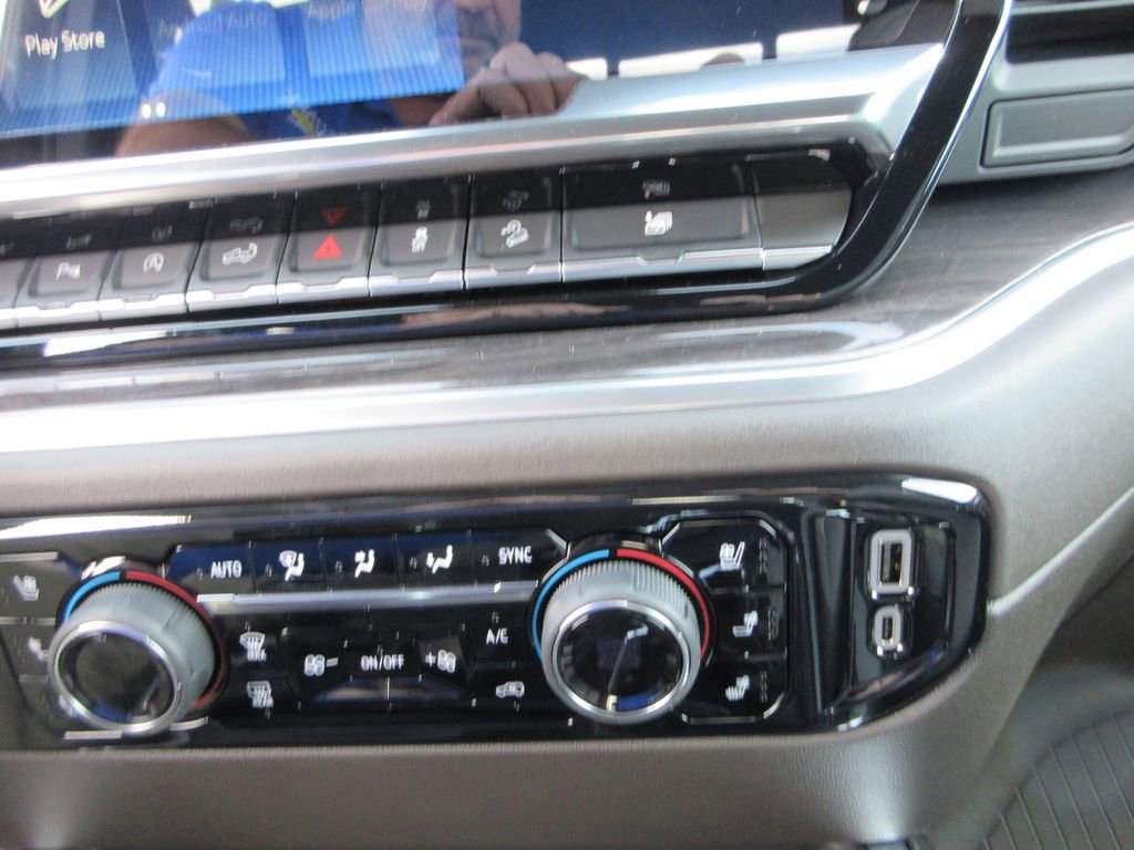 New 2026 Chevrolet Silverado 1500 LTZ w/ LTZ Premium Package image 34