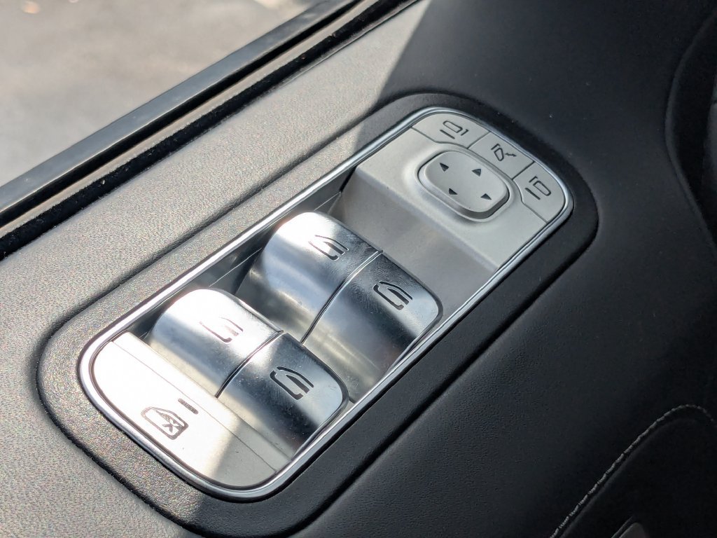 Certified 2025 Mercedes-Benz G 63 AMG 4MATIC image 9