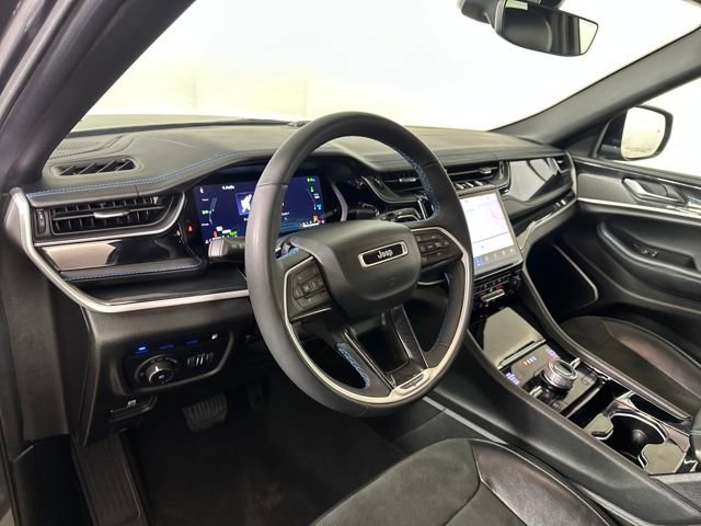 Used 2022 Jeep Grand Cherokee Trailhawk image 12