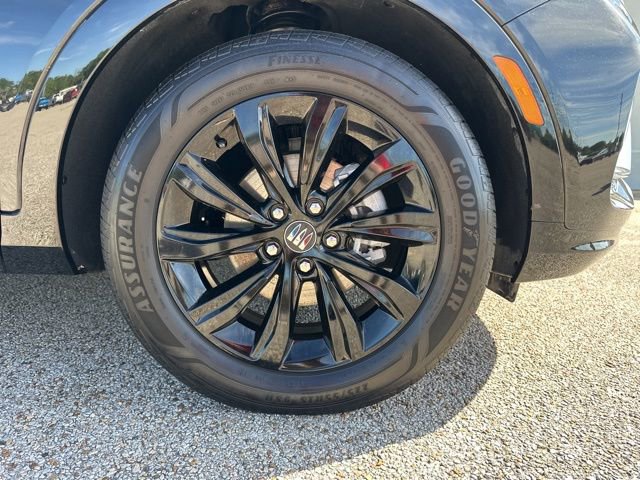 Used 2025 Buick Envista Sport Touring image 47