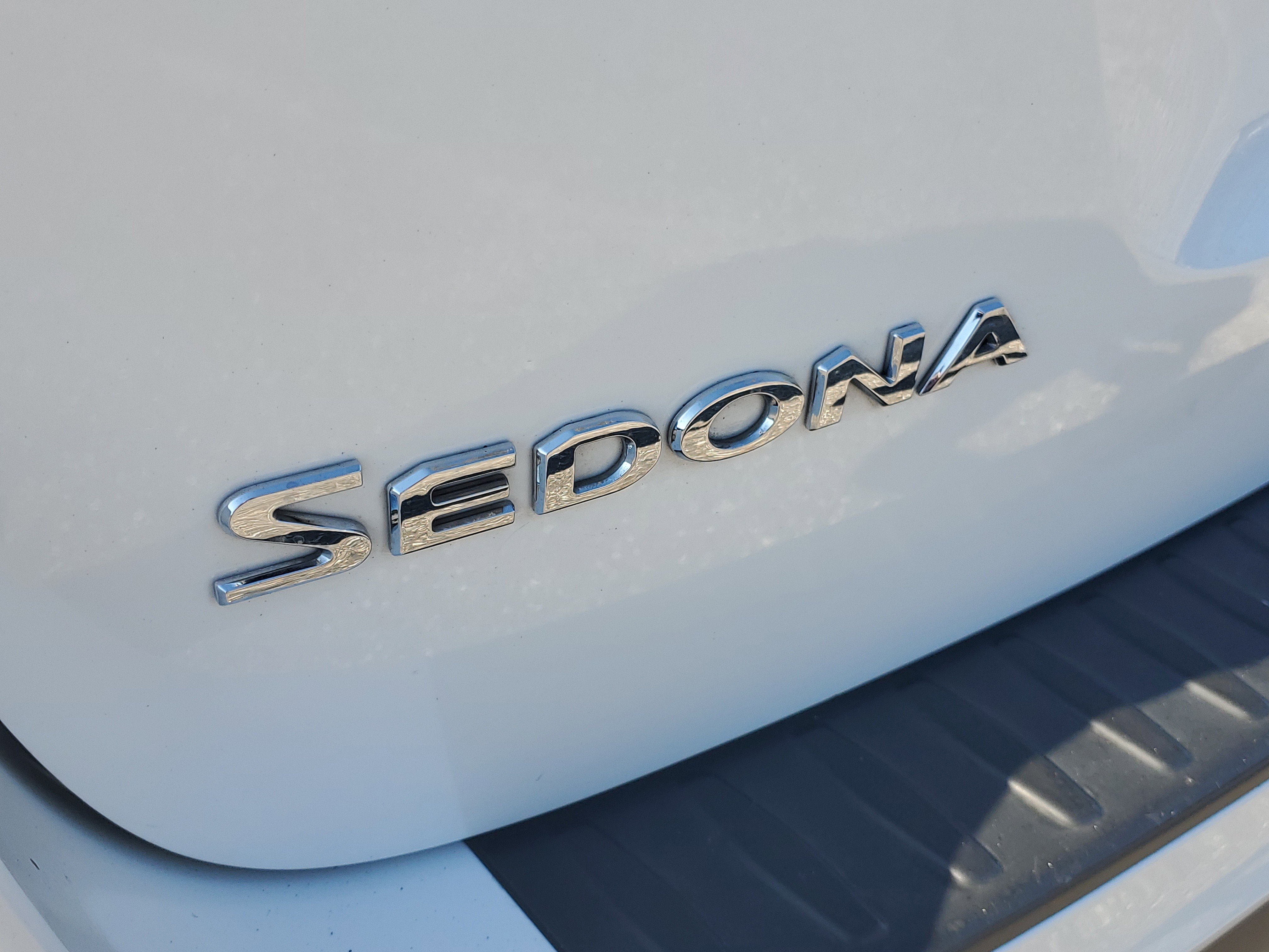 Used 2019 Kia Sedona EX w/ Paint Protection Package image 10