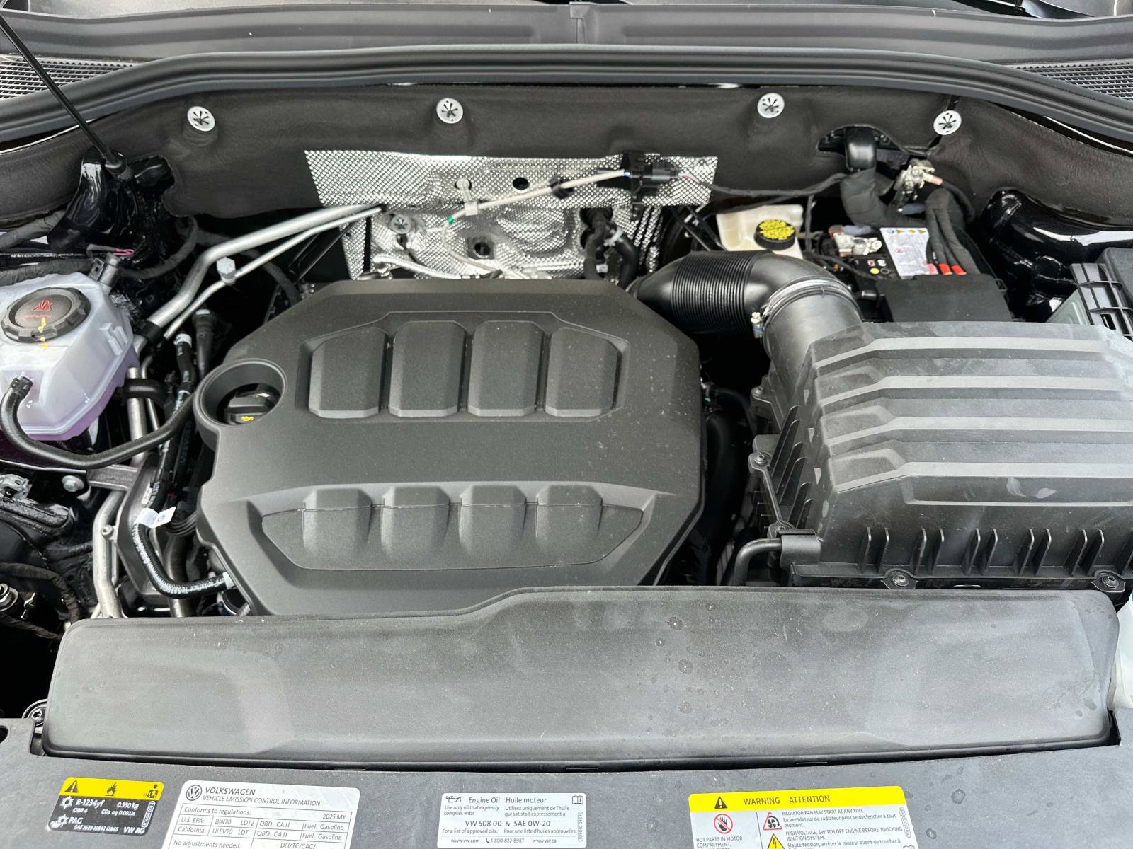 New 2025 Volkswagen Atlas Cross Sport SE image 11