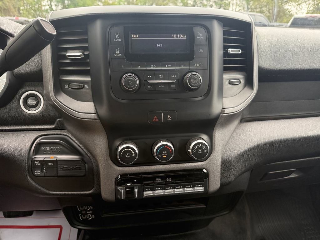 Used 2020 RAM 3500 Tradesman image 25