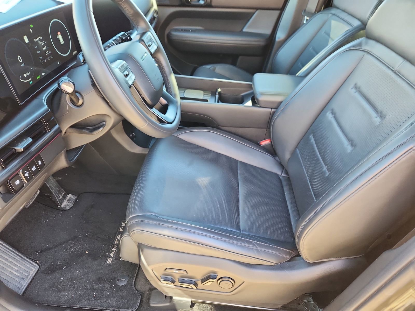 Used 2025 Hyundai Santa Fe Calligraphy image 10