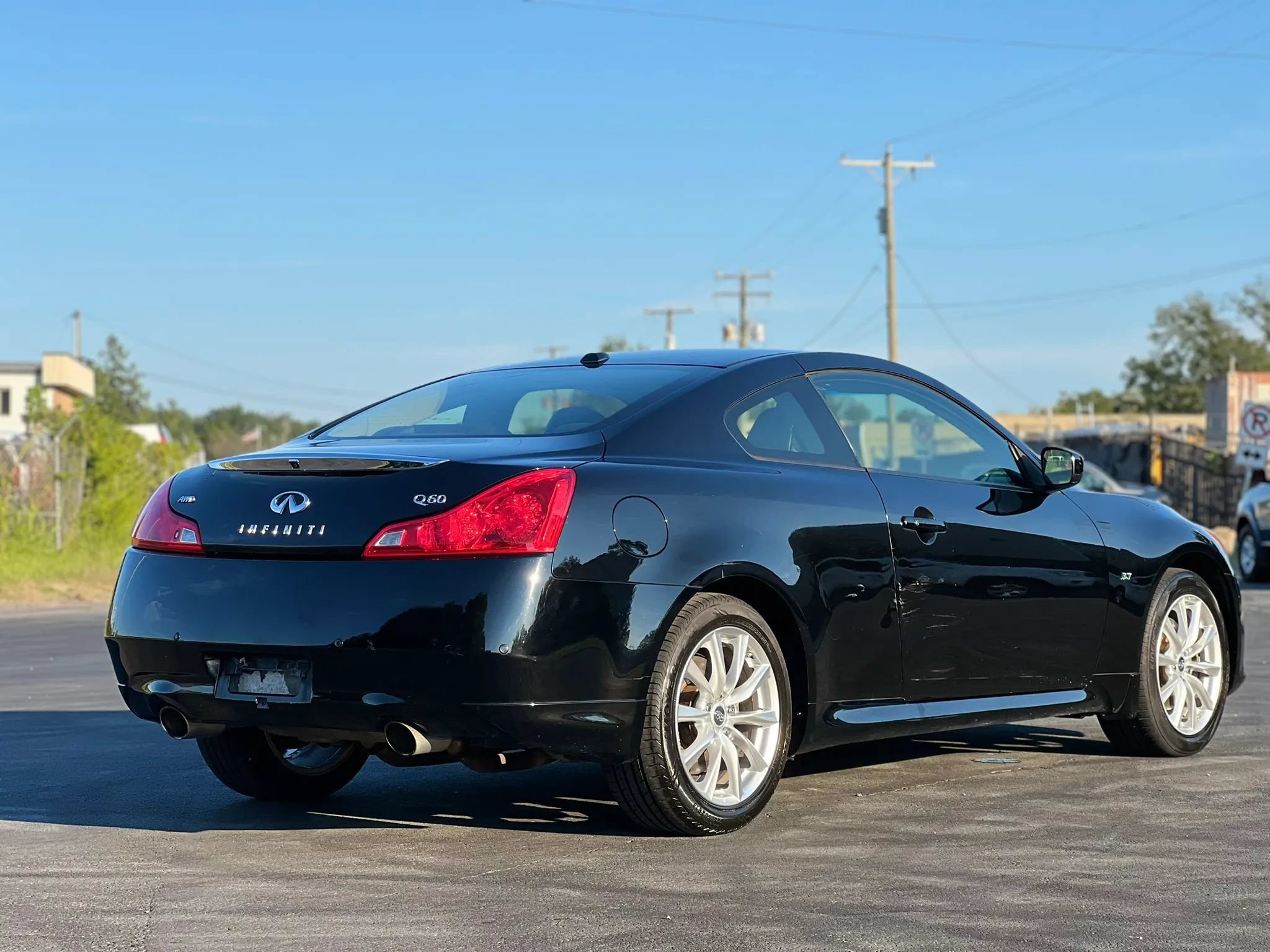 Used 2014 INFINITI Q60 AWD Coupe w/ Premium Package image 5