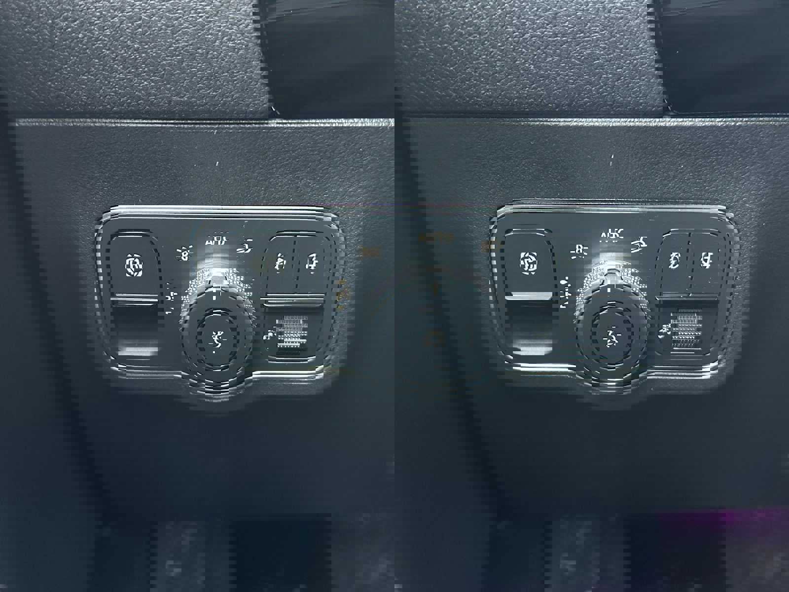 Used 2024 Mercedes-Benz GLA 250 GLA 250 image 32