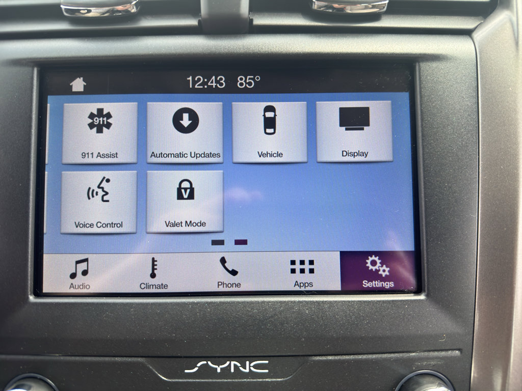 Used 2019 Ford Fusion SE FWD image 22