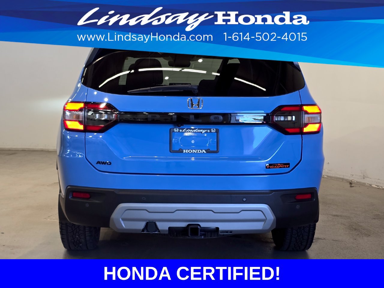 Certified 2025 Honda Pilot TrailSport image 5