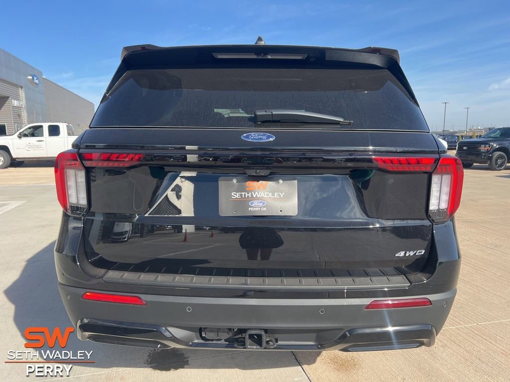 New 2026 Ford Explorer ST-Line w/ ST-Line Street Pack image 4