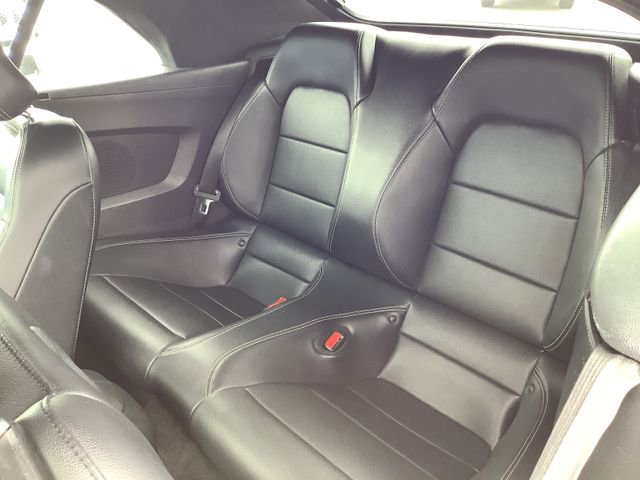 Used 2016 Ford Mustang Premium RWD image 19