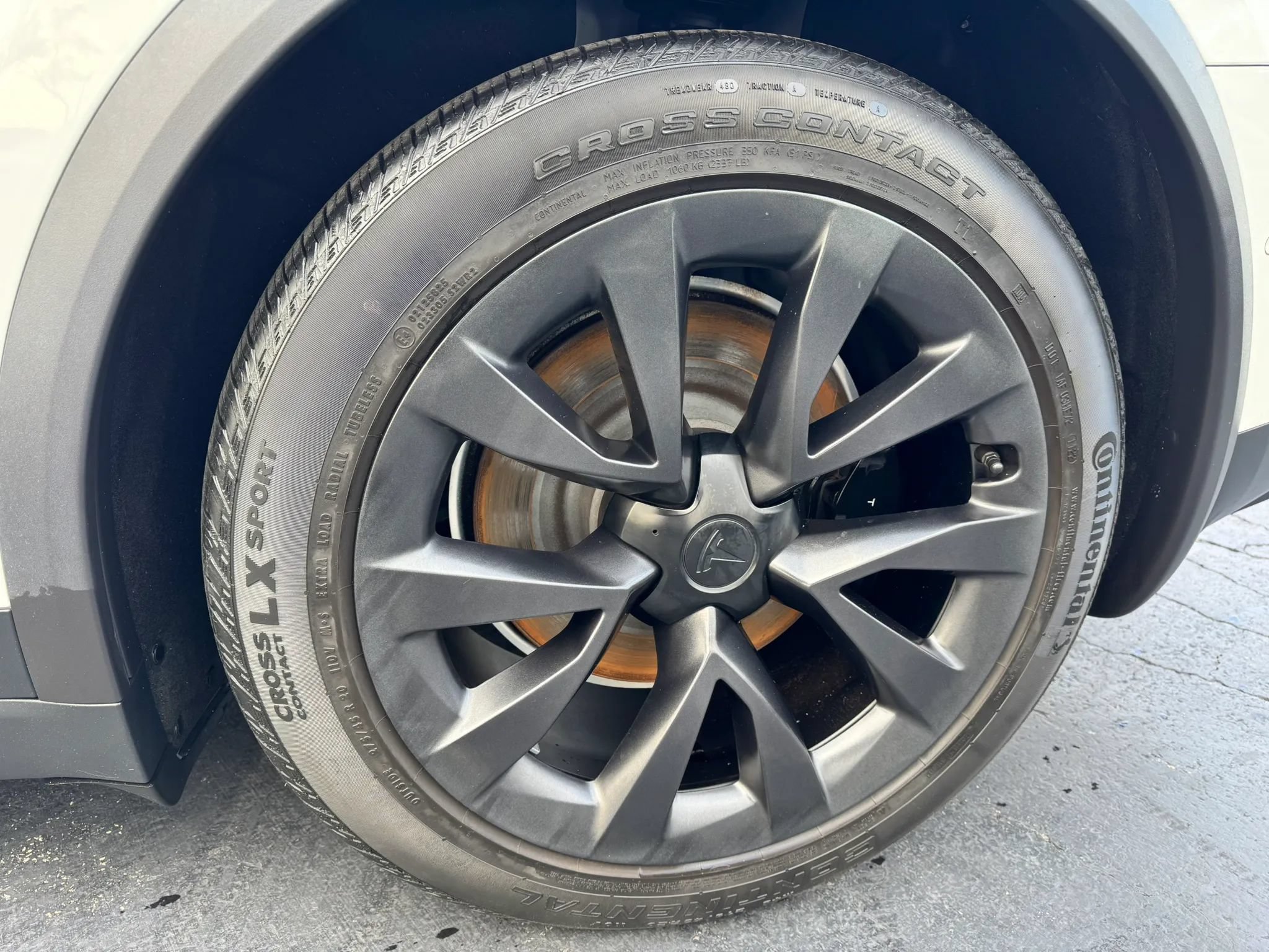 Used 2022 Tesla Model X AWD/4WD image 47