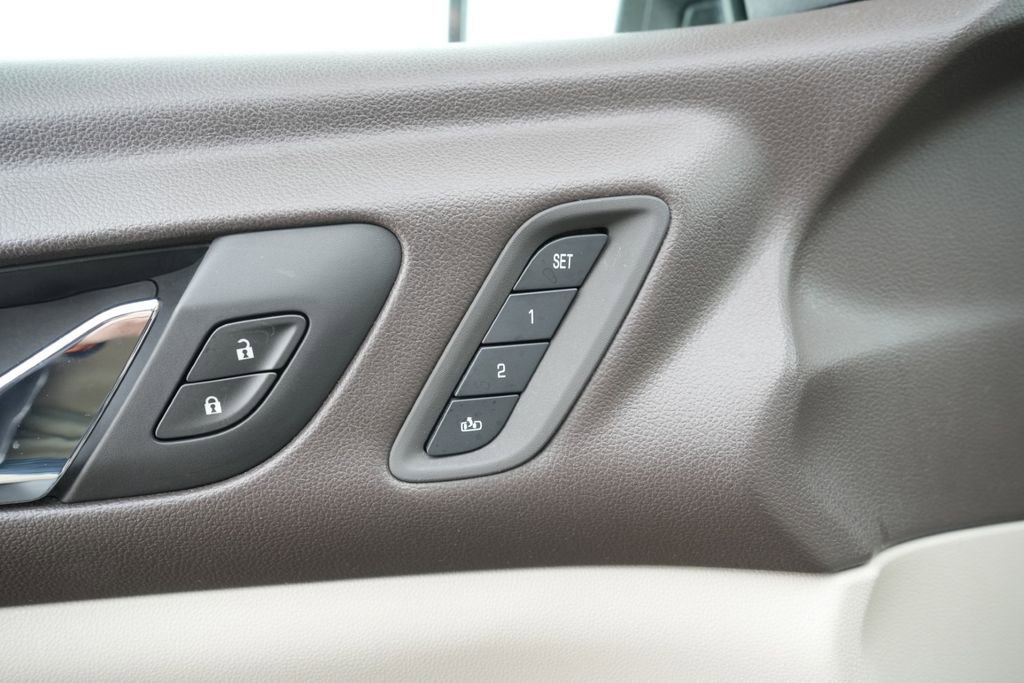 Used 2018 GMC Acadia Denali w/ Technology Package image 28