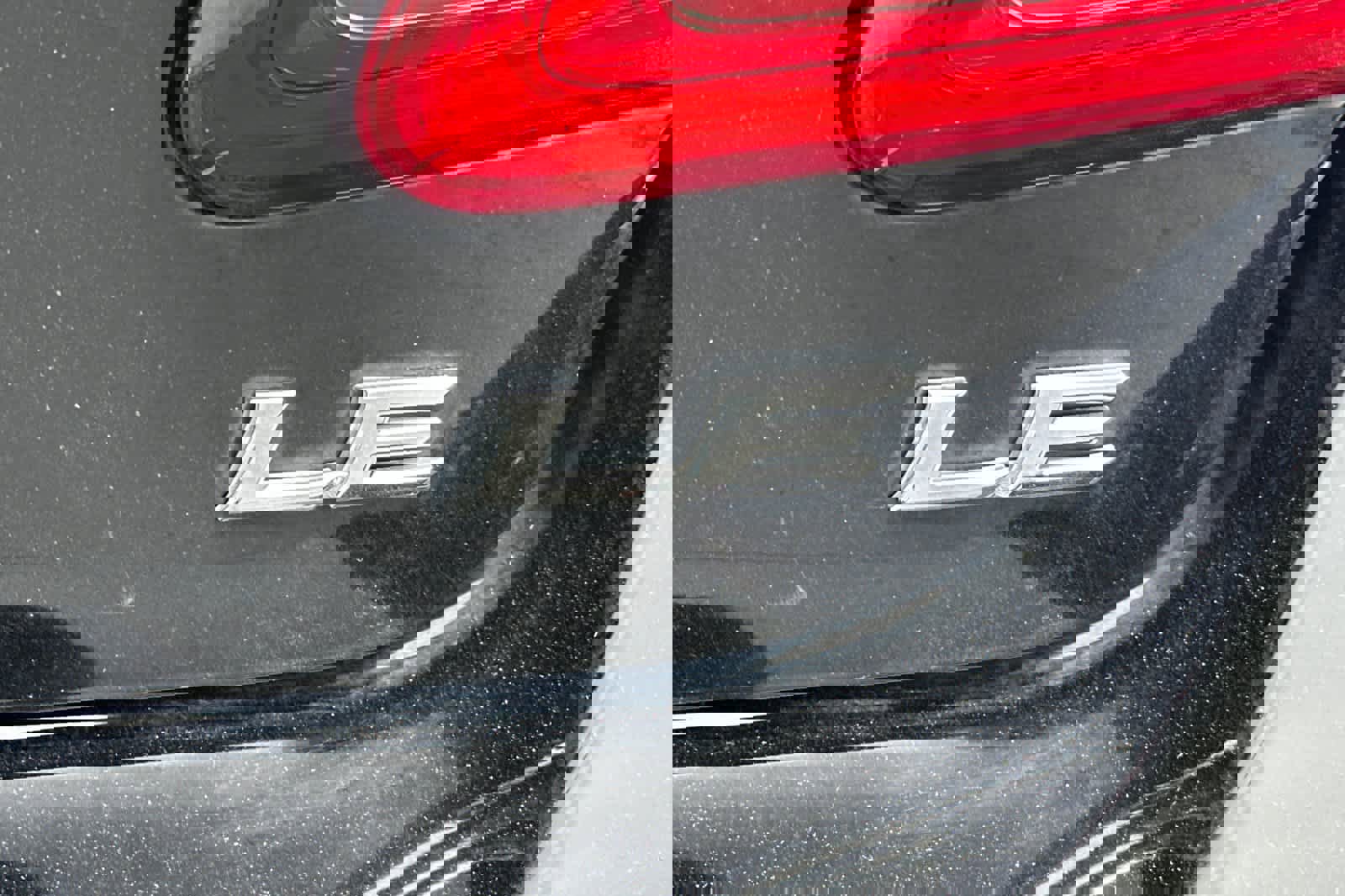 Used 2011 Toyota Camry LE image 29