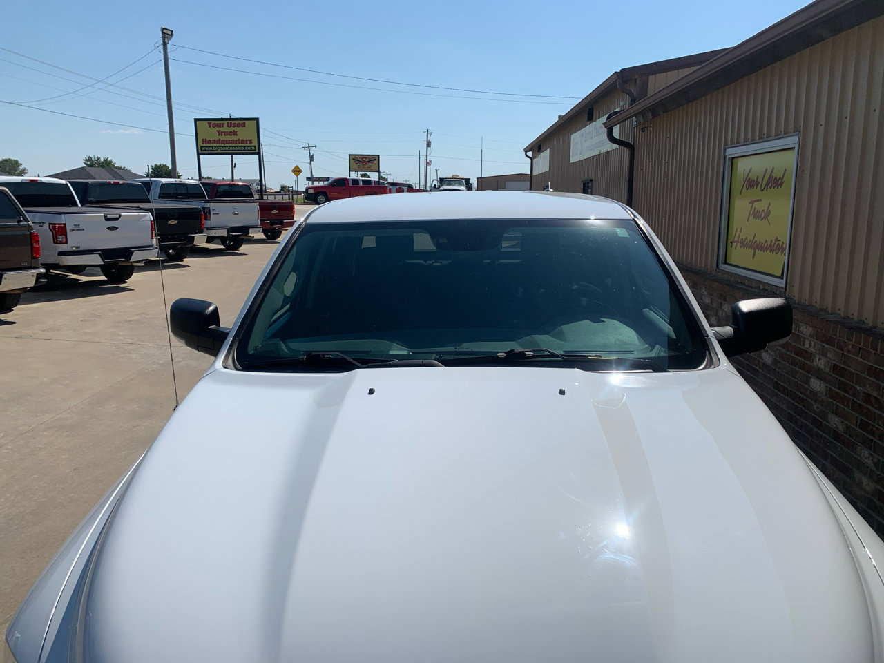 Used 2019 RAM 1500 Classic SLT w/ Luxury Group image 8