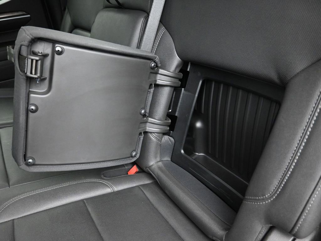 Used 2022 Chevrolet Silverado 1500 LTZ w/ LTZ Convenience Package II image 17