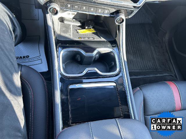 Certified 2024 Chevrolet Traverse RS w/ LPO, Floor Liner Package image 32